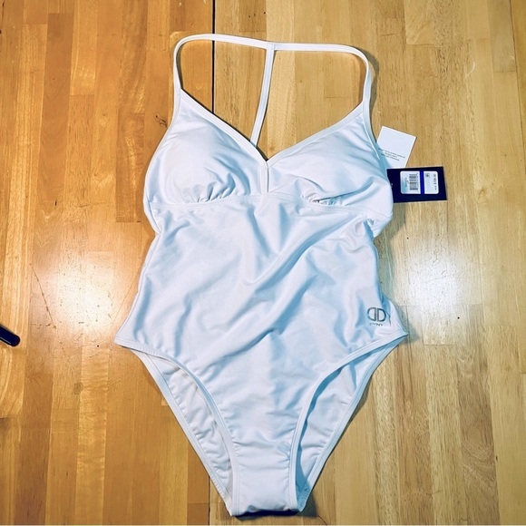 DKNY Women's Standard Elastic Strap White One Piece Swimsuit XL Beach, pool cute - Picture 3 of 13